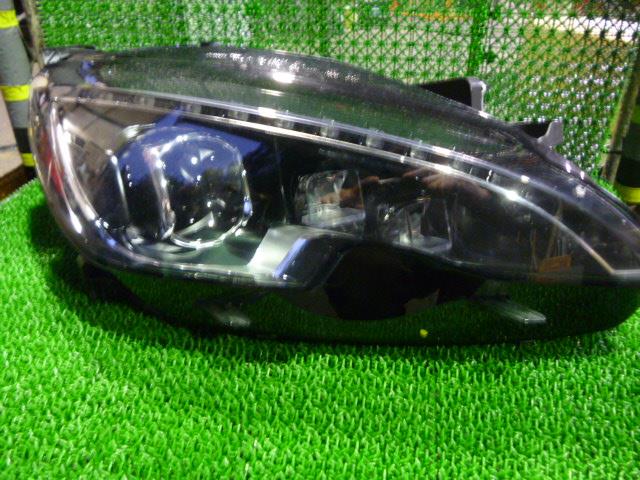 【中古】中古部品 プジョー 308 T9HN02 右ﾍｯﾄﾞﾗﾝﾌﾟ 【3310070100-001221992510800】
