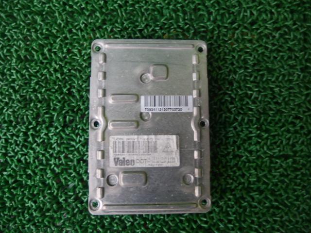 【中古】中古部品 プジョー 607 Z8XFX ﾗｲﾄｺﾝﾄﾛｰﾙﾕﾆｯﾄ 【3310070100-001338075410810】