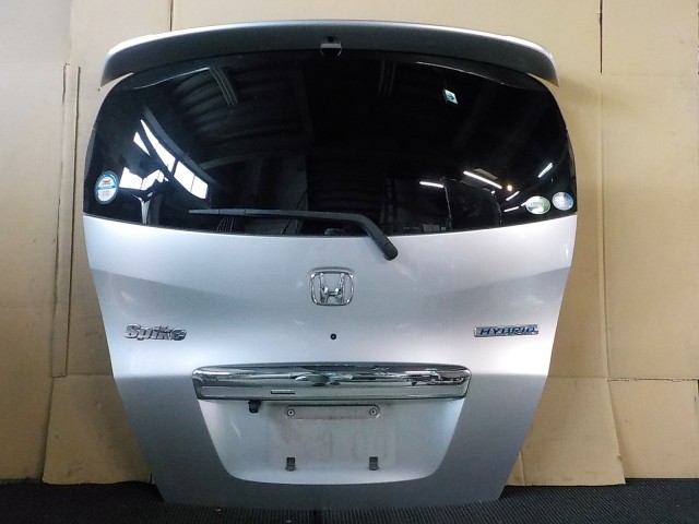 【中古】中古部品 フリードスパイク GP3 ﾊﾞｯｸﾄﾞｱ 【3260200000-260609000115800】｜e-cleマート