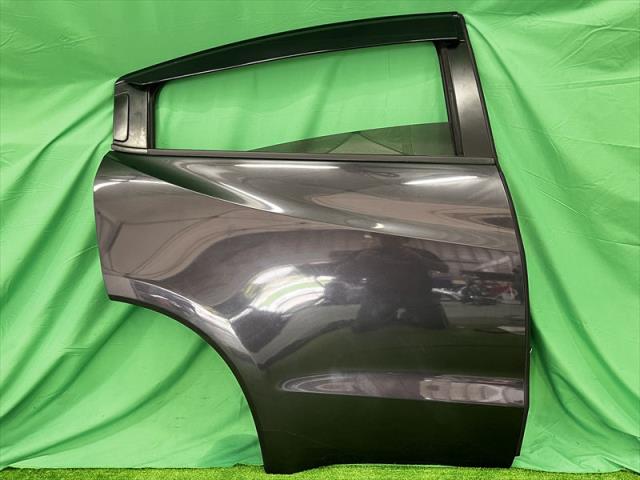 【中古】中古部品 ヴェゼル RU4 右ﾘｱﾄﾞｱ 【3330240100-002026559513300】｜e-cleマート