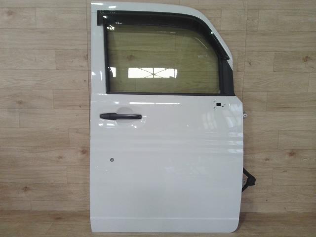 【中古】中古部品 Ｎ&minus;ＶＡＮ JJ1 右ﾌﾛﾝﾄﾄﾞｱ 【3310390100-260508000713100】｜e-cleマート 19,718円