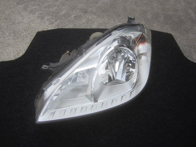 【中古】中古部品 ベンツ Aクラス 169032 左ヘッドランプ 【3330410100-260617000110900】|e-cleマート
