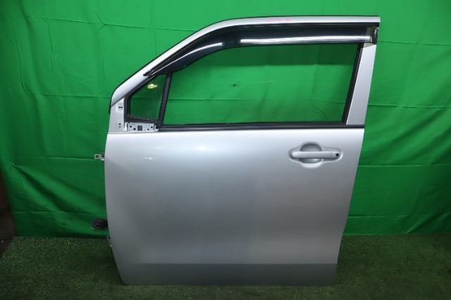 【中古】中古部品 ワゴンＲ MH44S 左ﾌﾛﾝﾄﾄﾞｱ 【3330950100-000063180613200】｜e-cleマート