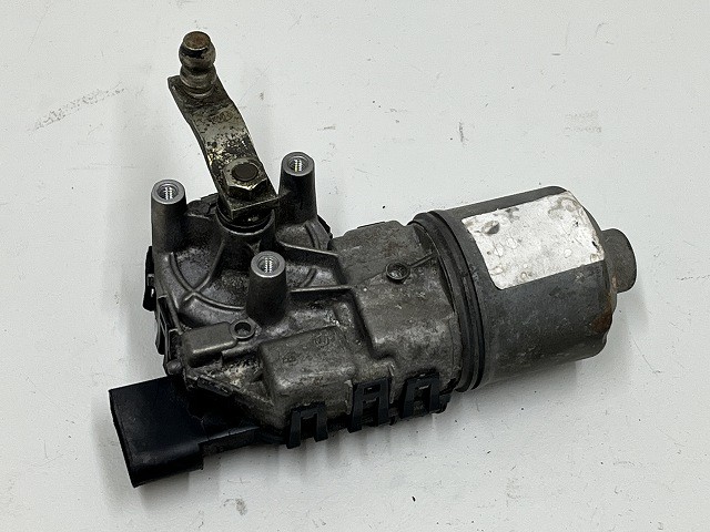 【中古】中古部品 アウディ A3 8LAUQ ﾌﾛﾝﾄﾜｲﾊﾟｰﾓｰﾀｰ 【3310070100-000824164961600】