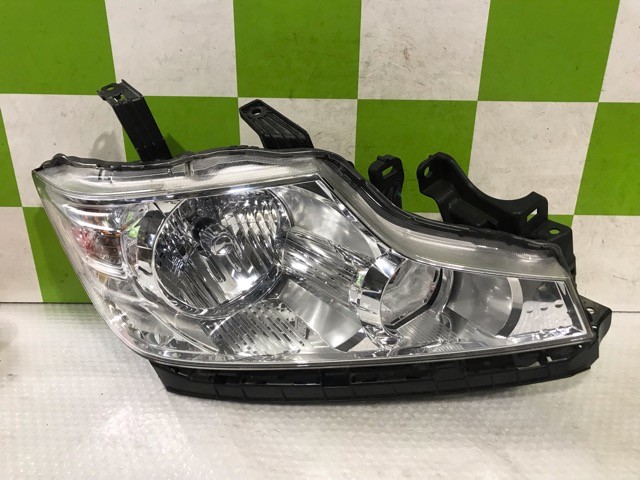 【中古】中古部品 ステップワゴン RK5 右ヘッドランプ 【3330530100-000005534710800】|e-cleマート