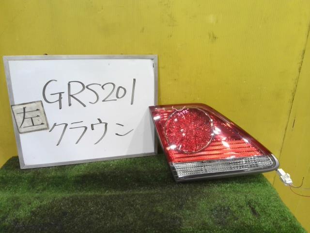 【中古】中古部品 クラウン GRS201 左フィニッシャーパネル 【3331010600-260615000115220】|e-cleマート