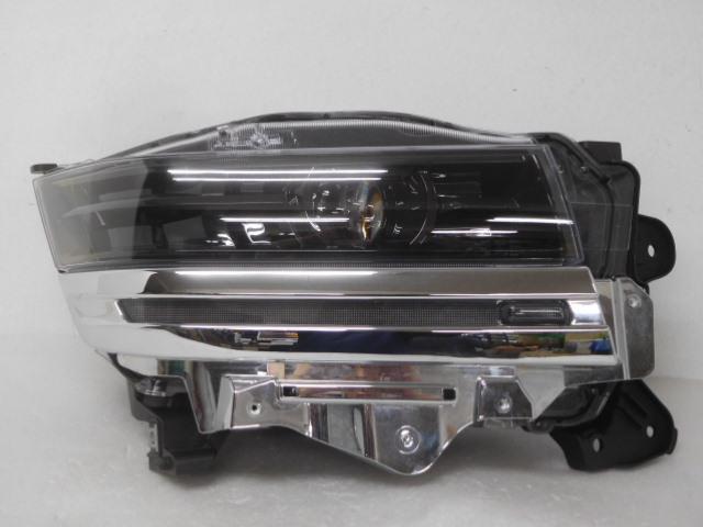 【中古】中古部品 スペーシア MK94S 右ヘッドランプ 【3380050000-000038482210800】|e-cleマート