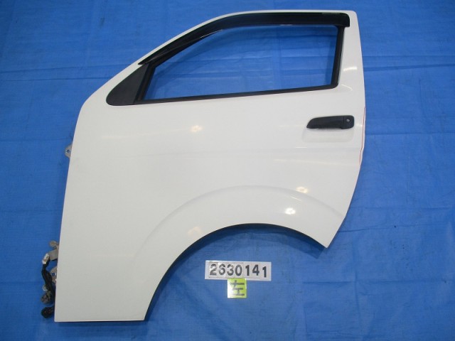 【中古】中古部品 ハイエース KDH200V 左フロントドア 【3310040100-000263014113200】|e-cleマート
