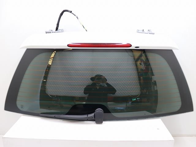 【中古】中古部品 シトロエン C5 X4RFN リアウインドガラス 【3310070100-001709969315700】|e-cleマート