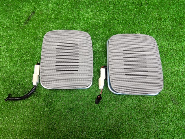 【中古】中古部品 ヴォクシー ZWR80G ｽﾋﾟｰｶｰ 【3330200100-252630000067500】｜e-cleマート