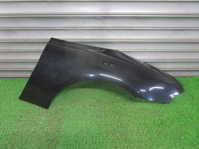 【中古】中古部品 BMW Z3 CH19 左ﾘｱﾌｪﾝﾀﾞｰ/ｸｫｰﾀｰﾊﾟﾈﾙ 【3330540100-260410000214600】｜e-cleマート 14,553円