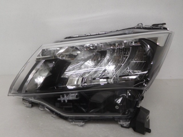 【中古】中古部品 ルーミー M900A 左ﾍｯﾄﾞﾗﾝﾌﾟ 【3380050000-000038511510900】｜e-cleマート