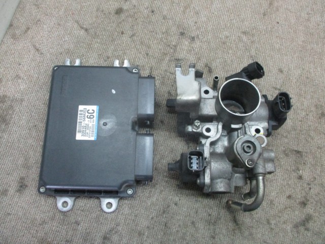 【中古】中古部品 エブリィ DA64V ｽﾛｯﾄﾙﾎﾞﾃﾞｨ 【3540020100-000008064020300】｜e-cleマート