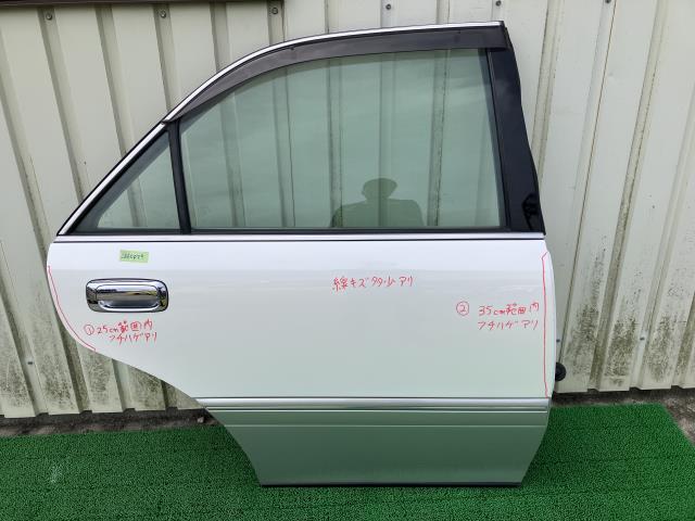 【中古】中古部品 クラウン JZS171 右リアドア 【3310190100-000266002413300】|e-cleマート