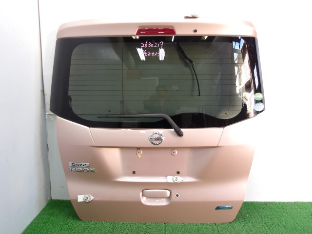 【中古】中古部品 デイズルークス B21A ﾊﾞｯｸﾄﾞｱ 【3310250100-000263021915800】｜e-cleマート
