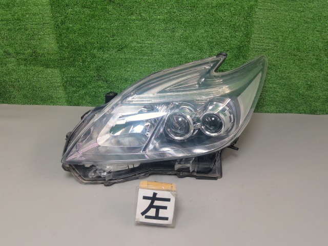 【中古】中古部品 プリウス ZVW30 左ヘッドランプ 【3330990700-202603001210900】|e-cleマート