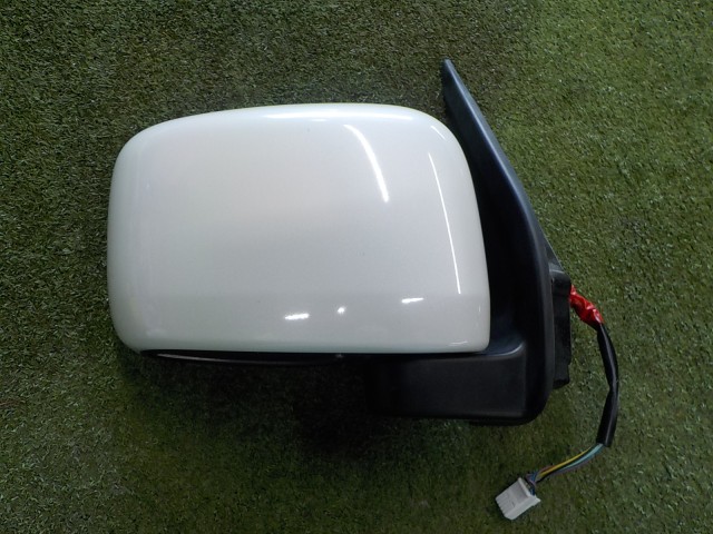 【中古】中古部品 タウンボックス DS17W 右サイドミラー 【3260200000-260625000113500】|e-cleマート