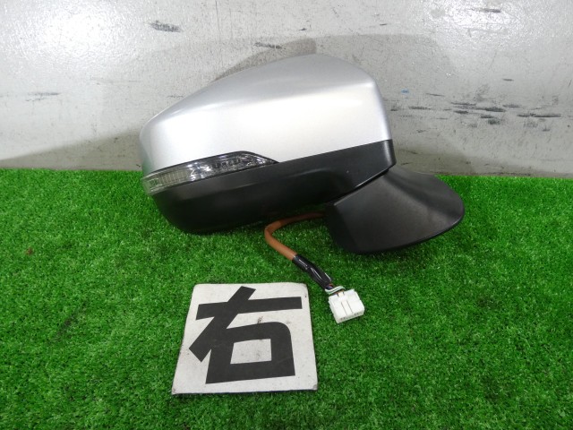 【中古】中古部品 インプレッサ GK6 右ｻｲﾄﾞﾐﾗｰ 【3260250000-000026082013500】｜e-cleマート