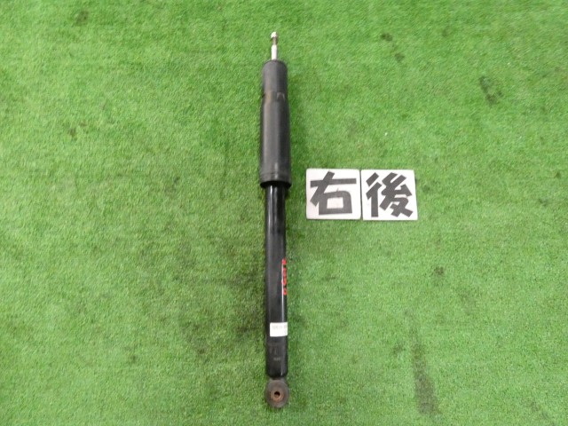 【中古】中古部品 ステップワゴン RK5 右ﾘｱｼｮｯｸｱﾌﾞｿｰﾊﾞｰ 【3260250000-000026080150700】｜e-cleマート 11,620円
