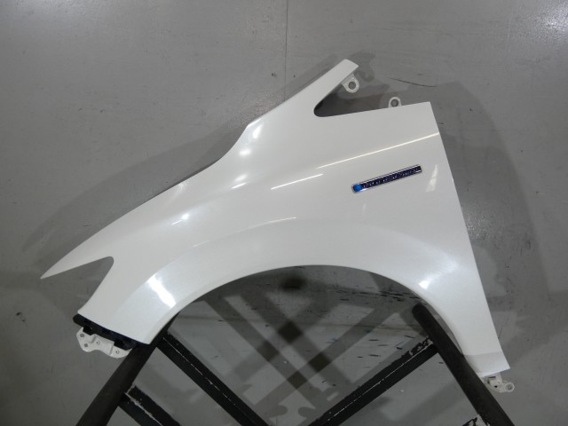 【中古】中古部品 ジェイド FR4 左ﾌﾛﾝﾄﾌｪﾝﾀﾞｰ 【3260250000-000026078710700】｜e-cleマート