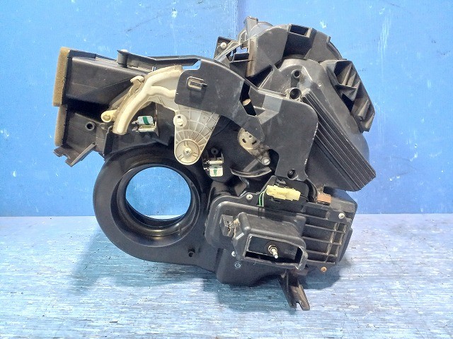 【中古】中古部品 サンバー TT2 A/Cｸｰﾘﾝｸﾞﾕﾆｯﾄ 【3310050100-260420000160800】｜e-cleマート