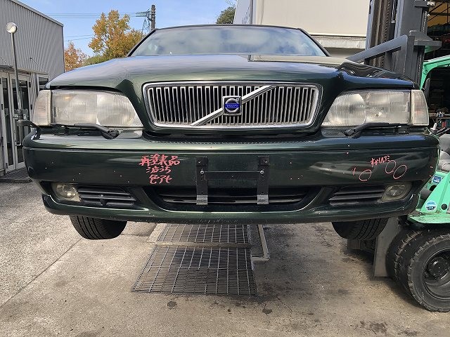 【中古】中古部品 ボルボ 70シリーズ 8B5244W フロントバンパー 【3310070100-0000Y0773610100】|e-cleマート