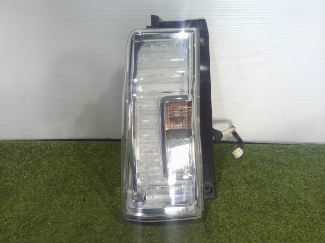 【中古】中古部品 タント LA600S 左ﾃｰﾙﾗﾝﾌﾟ 【3310090100-202606093215600】｜e-cleマート