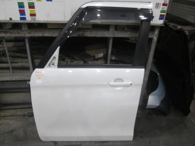 【中古】中古部品 スペーシア MK32S 左ﾌﾛﾝﾄﾄﾞｱ 【3310160100-000004531413200】｜e-cleマート