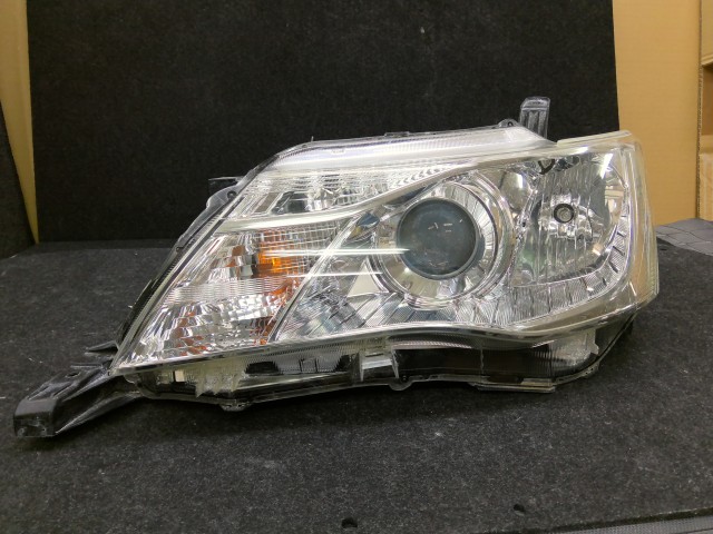 【中古】中古部品 カローラフィールダー ZRE162G 左ヘッドランプ 【3310540000-000026161410900】|e-cleマート