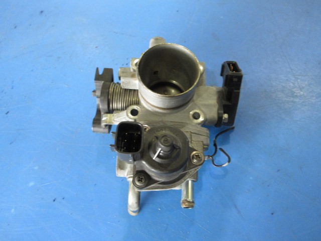 【中古】中古部品 NV100クリッパー U71V スロットルボディ 【3310590000-202607014520300】|e-cleマート