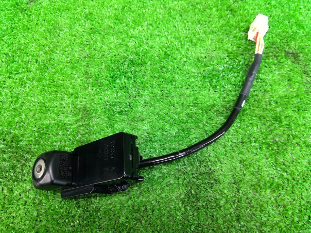 【中古】中古部品 フリード GB5 ｶﾒﾗ 【3330200100-252672000015851】｜e-cleマート
