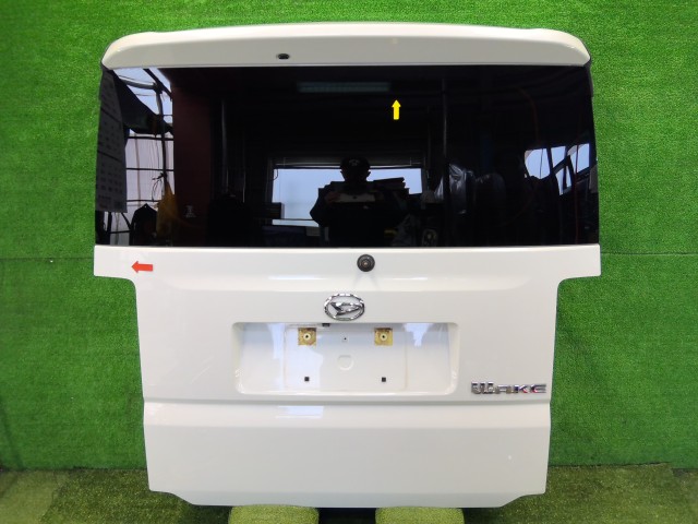 【中古】中古部品 ウェイク LA710S ﾊﾞｯｸﾄﾞｱ 【3330200100-252622000015800】｜e-cleマート