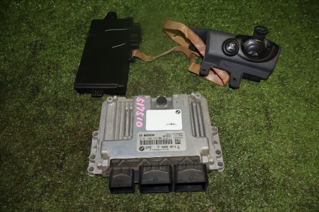 【中古】中古部品 BMW ミニ ML16 エンジンコンピューター 【3330950100-000051751063100】|e-cleマート