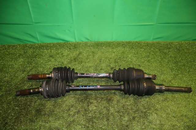 【中古】中古部品 ミラ L510S 左ﾌﾛﾝﾄﾄﾞﾗｲﾌﾞｼｬﾌﾄ 【3330950100-000051700842200】｜e-cleマート 10,382円