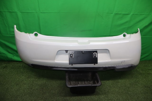 【中古】中古部品 シトロエン C3 A55F01 ﾘｱﾊﾞﾝﾊﾟｰ 【3330950100-000052580215100】｜e-cleマート