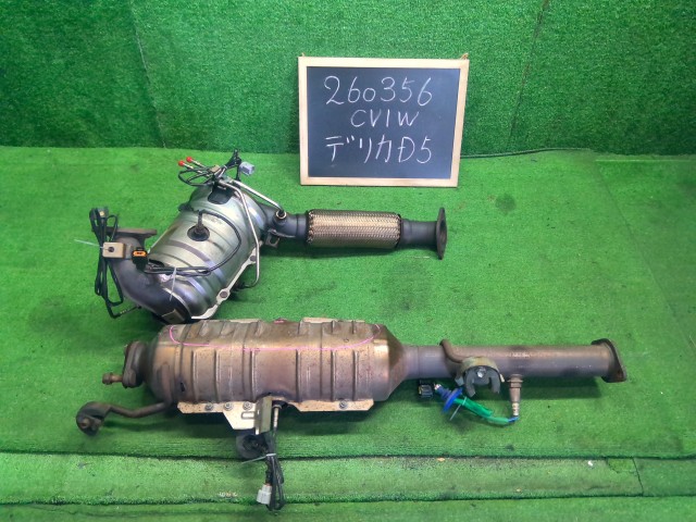 【中古】中古部品 デリカＤ5 CV1W 触媒 【3330990200-000026035622400】｜e-cleマート