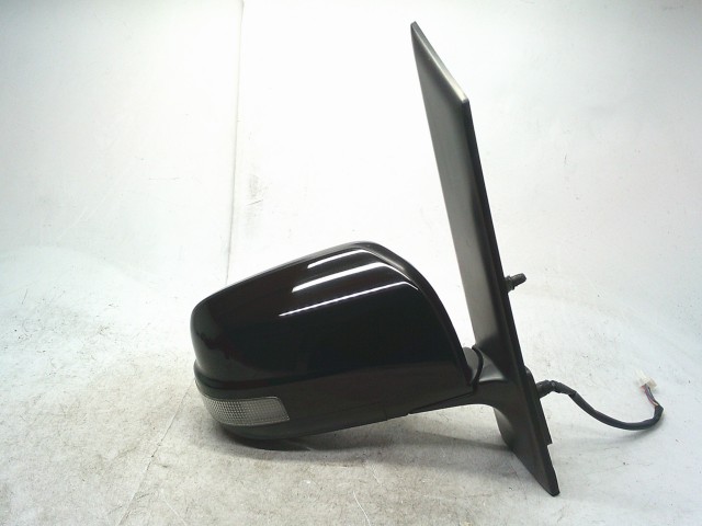 【中古】中古部品 セレナ C25 右サイドミラー 【3330990500-260706000213500】|e-cleマート