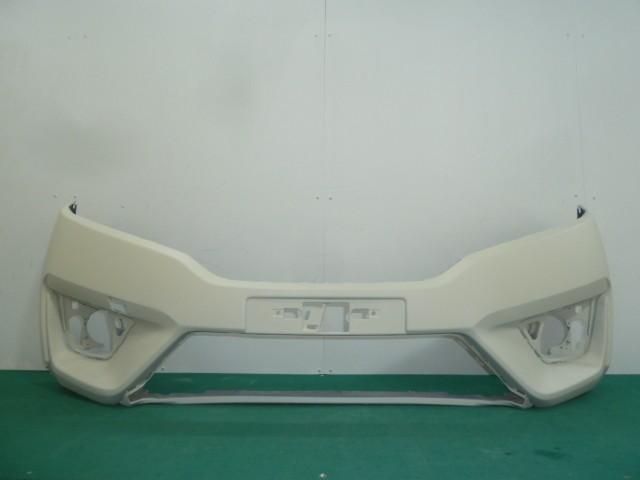 【中古】再生部品 フィット GK3 フロントバンパー 【3380050000-000038533310100】|e-cleマート