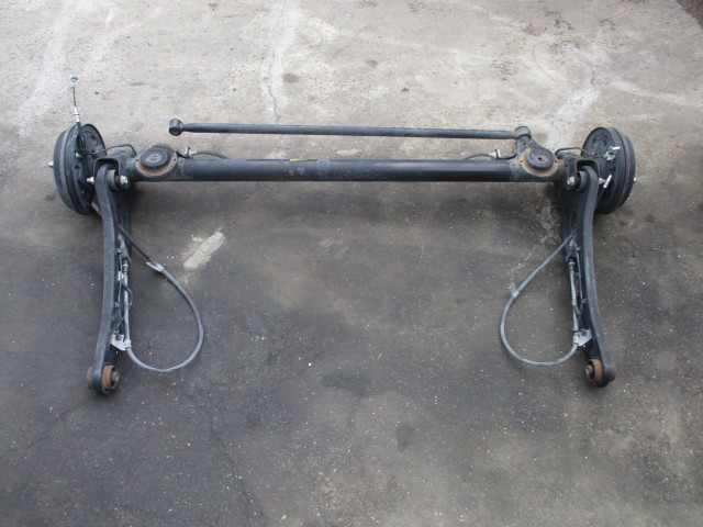 【中古】中古部品 ソリオ MA15S リアアクスルビーム 【3540020100-000008064353500】|e-cleマート