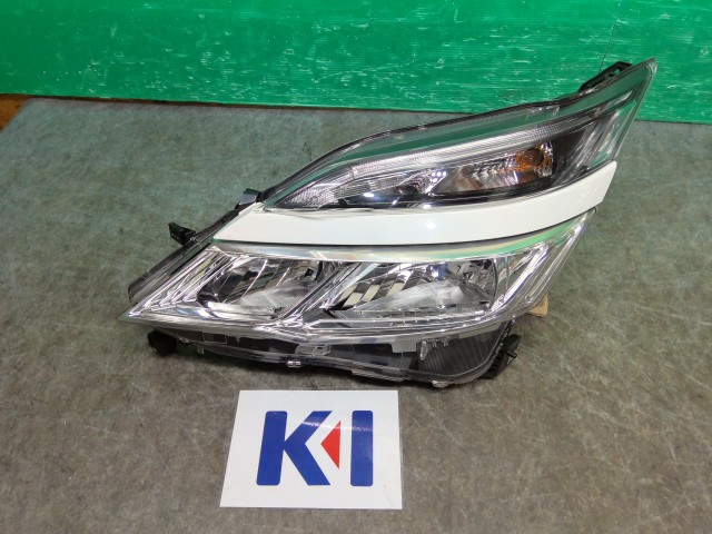 【中古】中古部品 セレナ C27 左ヘッドランプ 【3260310000-260706000110900】|e-cleマート