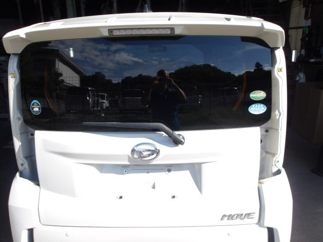 【中古】中古部品 ムーヴ LA150S ﾊﾞｯｸﾄﾞｱ 【3310420000-000010622915800】｜e-cleマート