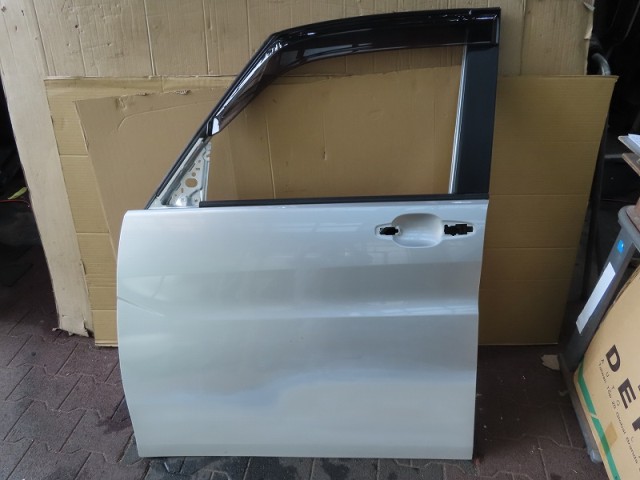 【中古】再生部品 ステップワゴン RP1 左フロントドア 【3380050000-000038569713200】|e-cleマート