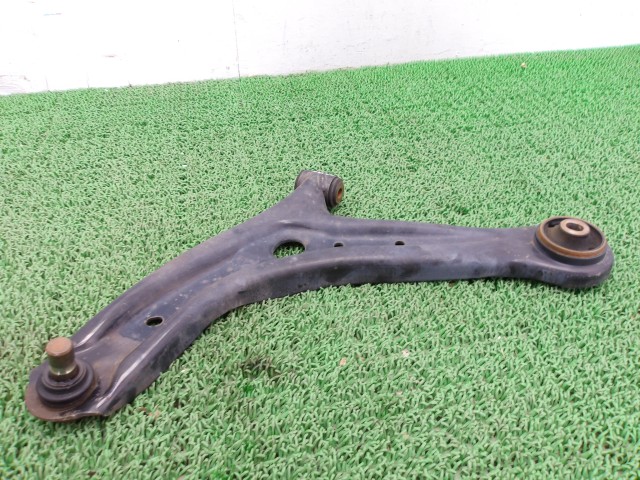 【中古】中古部品 デミオ DE3FS 左ﾌﾛﾝﾄﾛｱｱｰﾑ 【3310250100-000263023851740】｜e-cleマート