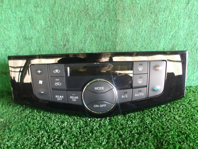 【中古】中古部品 セレナ HC26 A/Cスイッチパネル 【3310420000-000002432360900】|e-cleマート