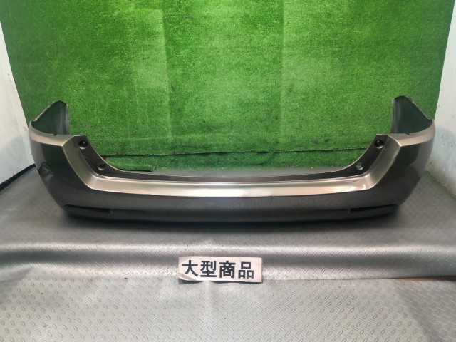 【中古】中古部品 カローラフィールダー NKE165G ﾘｱﾊﾞﾝﾊﾟｰ 【3330990700-202604000215100】｜e-cleマート