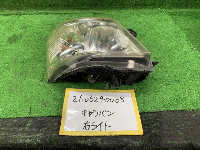 【中古】中古部品 NV350キャラバン VR2E26 右ヘッドランプ 【3330991000-260624000810800】|e-cleマート