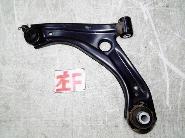 【中古】中古部品 クロスビー MN71S 左フロントロアアーム 【3310050100-260519000151740】|e-cleマート