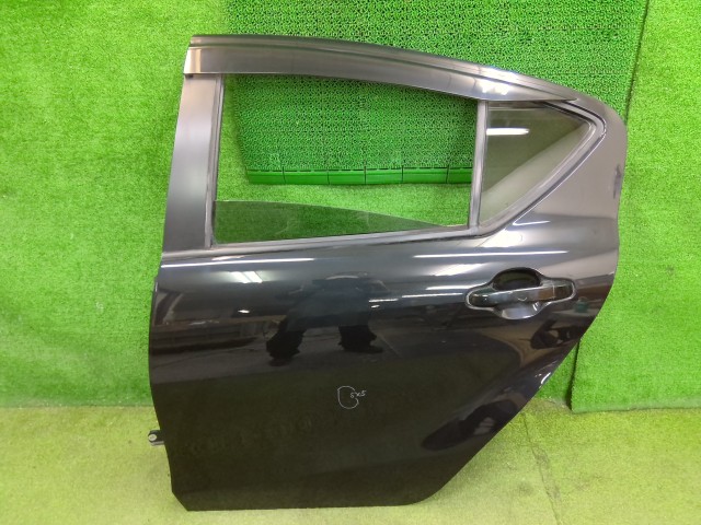 【中古】中古部品 アクア 左リアドア 【3310540000-000026213913400】|e-cleマート