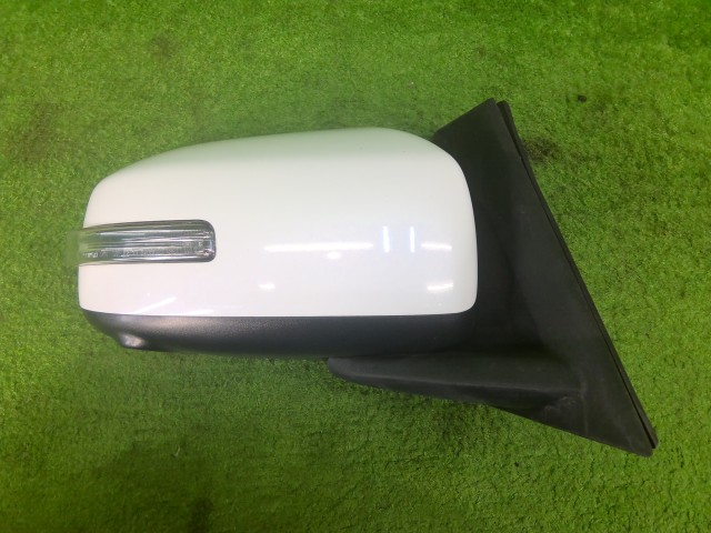 【中古】中古部品 eKスペース B11A 右サイドミラー 【3330990100-260515000313500】|e-cleマート