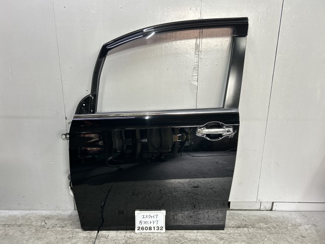 【中古】中古部品 エスクァイア ZWR80G 左フロントドア 【3330991100-000260813213200】|e-cleマート